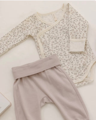 QUINCY Mae Floret Side Snap Bodysuit + Pant Set