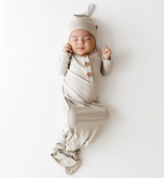 Kyte Baby Knotted Gown with Hat set in Oat - Newborn