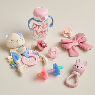 Itzy Ritzy - *NEW* Itzy Sips™ - Straw Cup With Snap-Close Lid: Ribbons & Roses