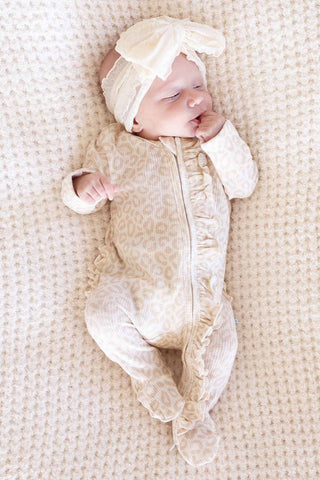 Caden Lane - Bamboo Waffle Ruffle Zipper Footie | Lovely Leopard
