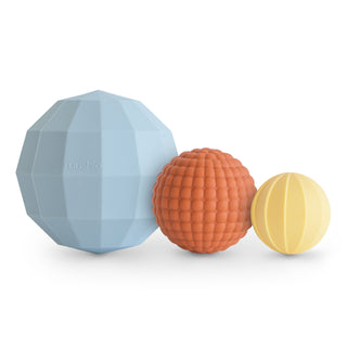 MUSHIE NESTING SPHERES SILICONE SENSORY TOY