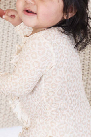 Caden Lane - Bamboo Waffle Ruffle Zipper Footie | Lovely Leopard