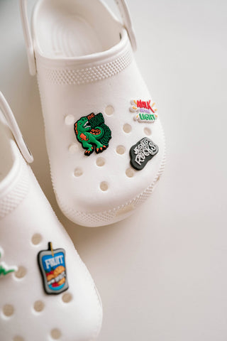 Dear Heart - Strong + Courageous Shoe Charm I Christian Gift