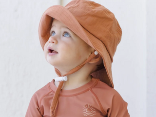 QUINCY MAE BUCKET HAT POPPY